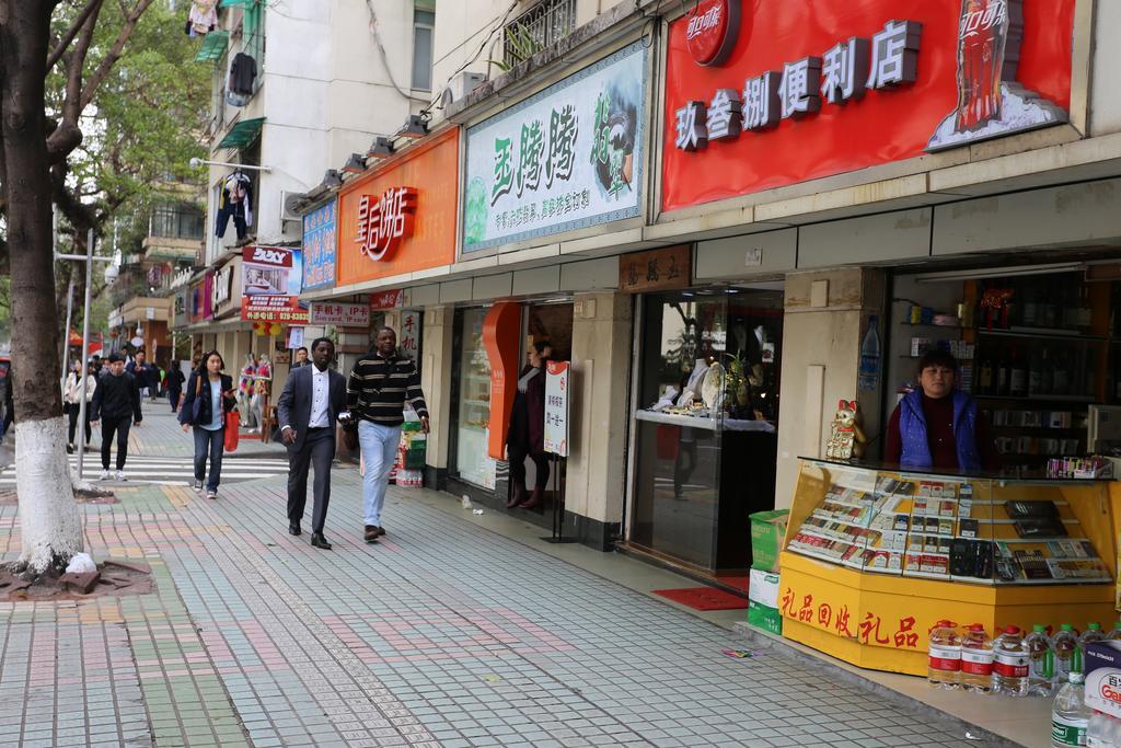 Nuomo Grand Continental Service Apartments-Jinyuan Kuangcsou Kültér fotó